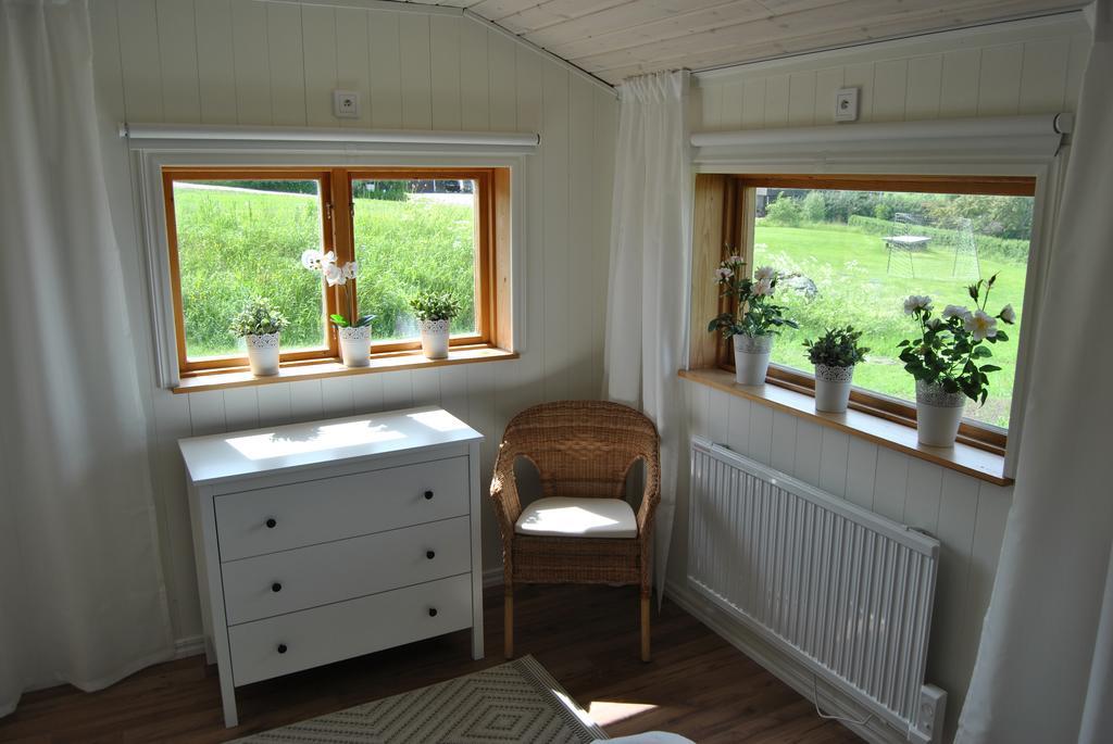 Orsastuguthyrning-Hoeglunda Extérieur photo